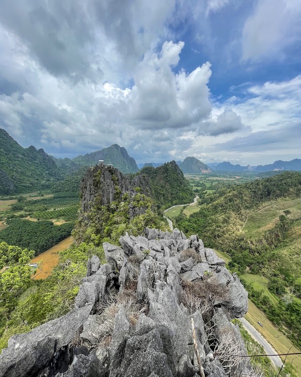 Phapoungkham Cave and Viewpoint