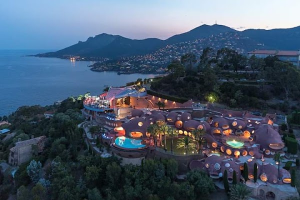 Palais Bulles 1
