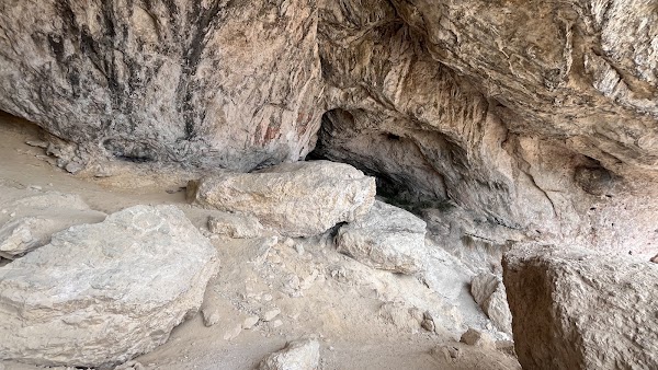 La caverne et la grotte marine du Cap Ragnon 1
