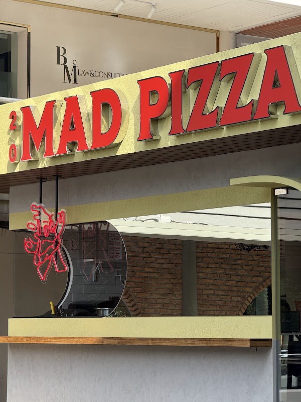 MAD PIZZA 1