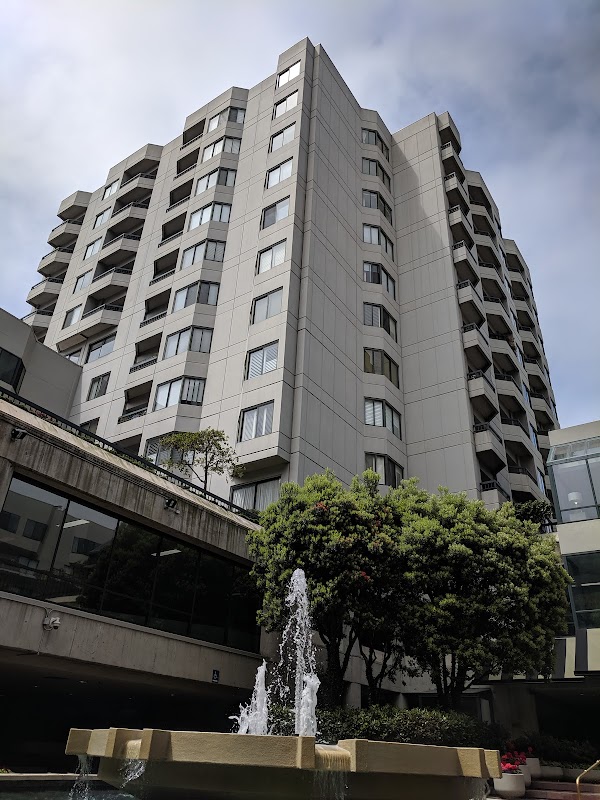 Opera Plaza 5
