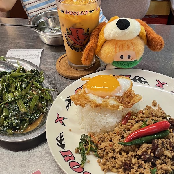 Ros Jad Thai Restaurant 3