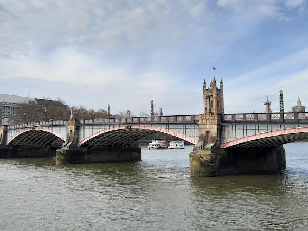 Lambeth Bridge 1