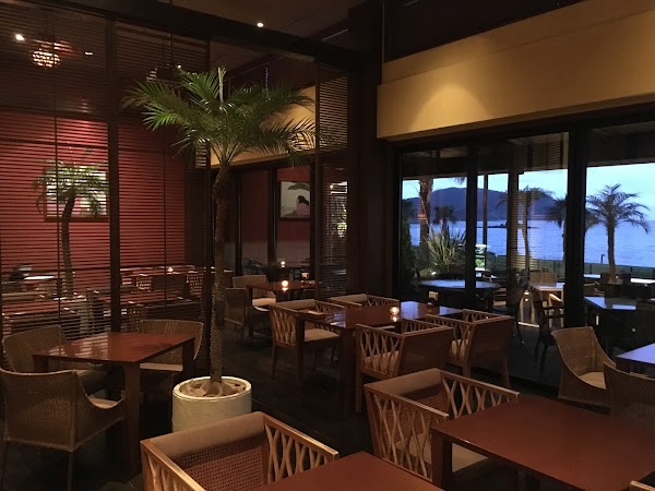 Palm Beach Restaurant 1