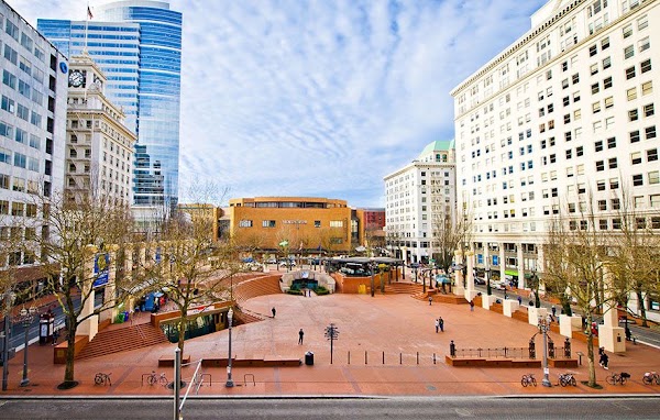 Pioneer Courthouse Square 4
