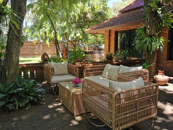 The Terracotta Garden at Lamphun สวนไม้ไทยบ้านพ่อเลี้ยงหมื่น