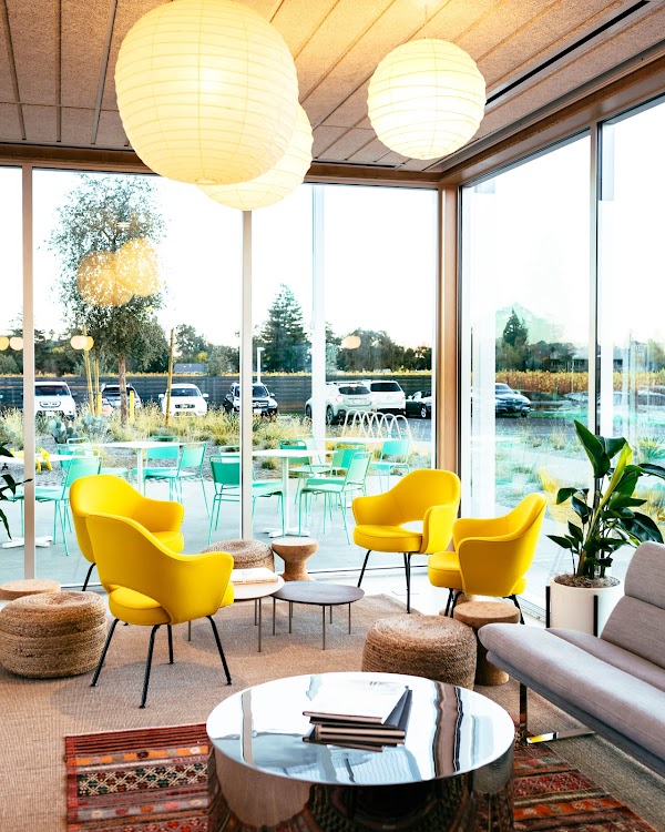 Ashes & Diamonds Winery 2