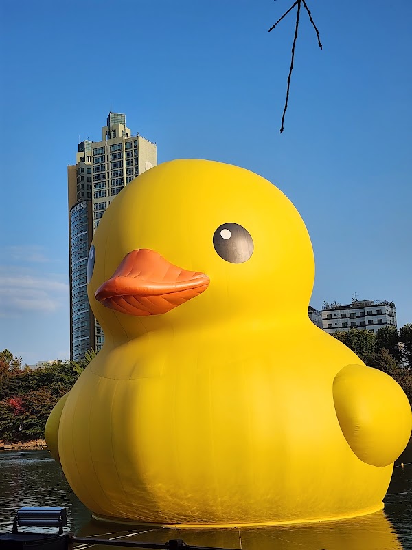 Seokchon Lake Park 3
