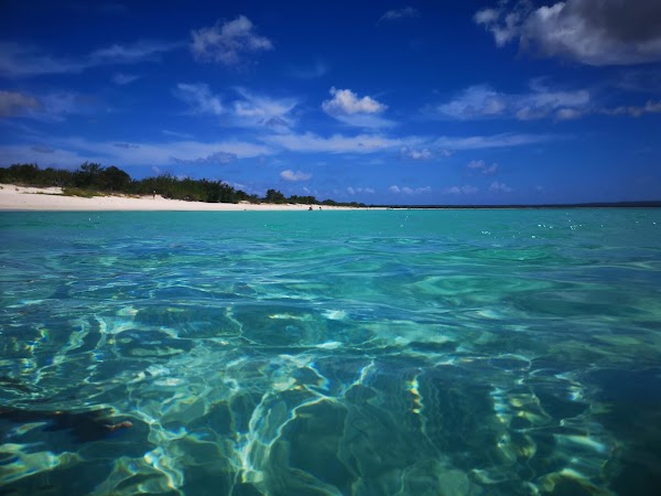 Playa Bahia de Las Aguilas 2