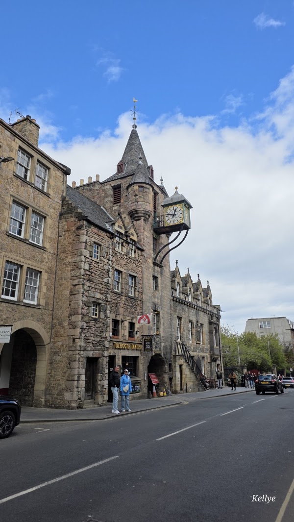 Bakehouse Close 4