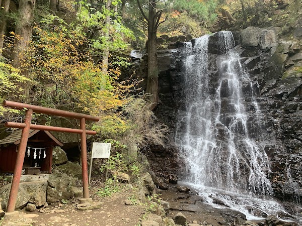 Hahanoshira Falls 1