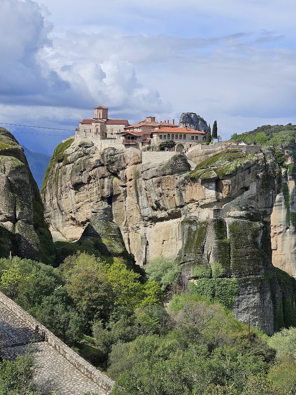 Monastery of the Holy Trinity at Meteora 5