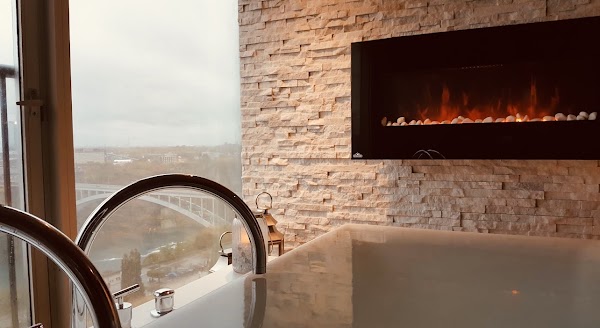 Christienne Fallsview Spa 2