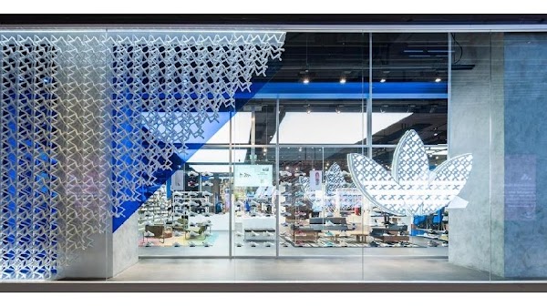 adidas Brand Center Central World Bangkok 4