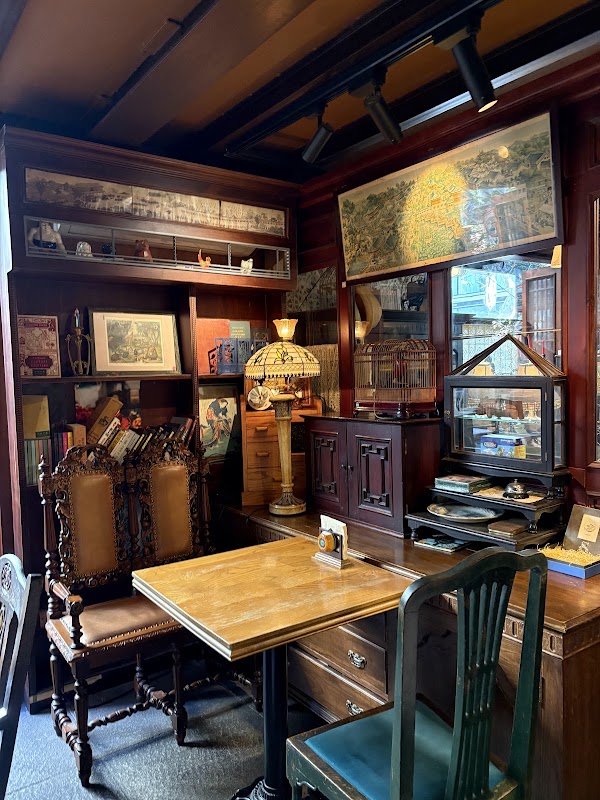 Antique Garden 3