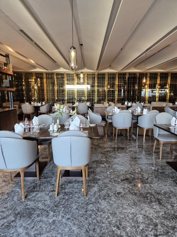 Mon Plaisir Restaurant 1