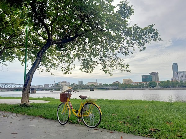 Thuong Bac Park