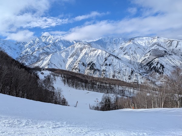 Hakuba47