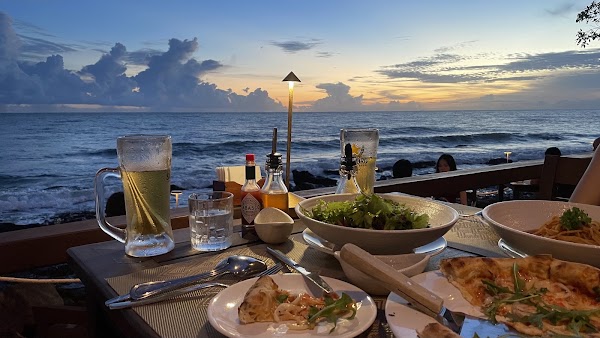 Camia Restaurant 3