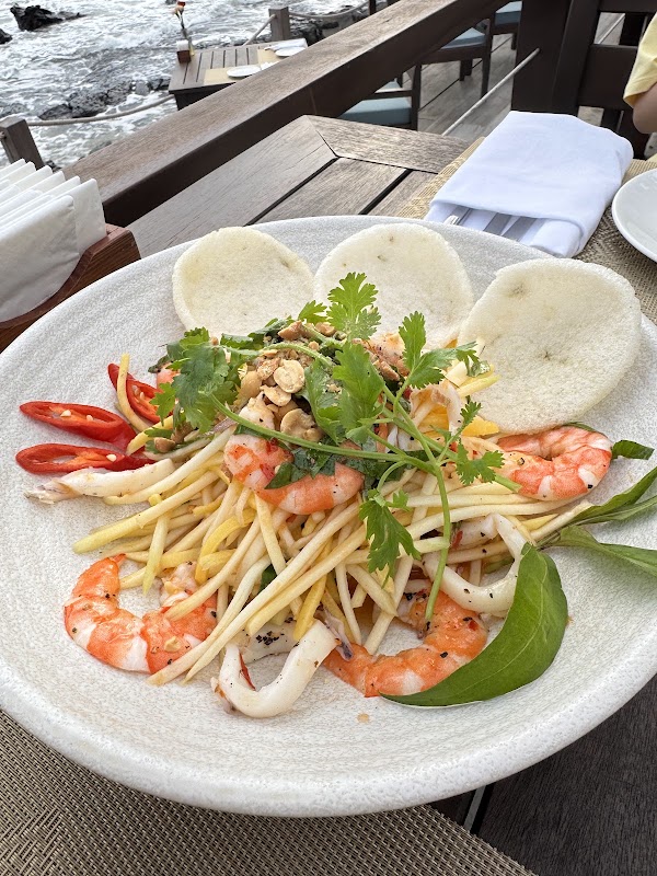 Camia Restaurant 2
