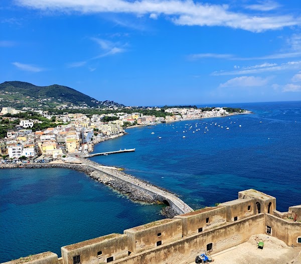 Aragonese Castle 4