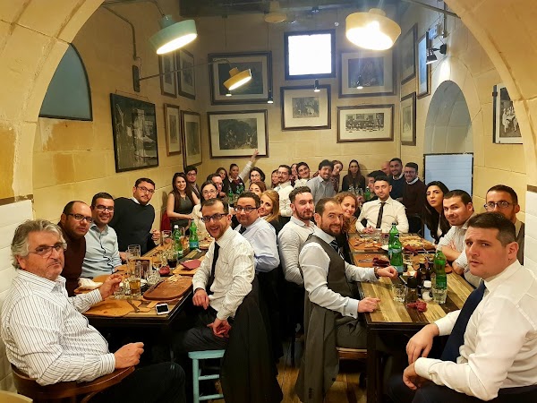 Sotto Pinsa Romana Valletta