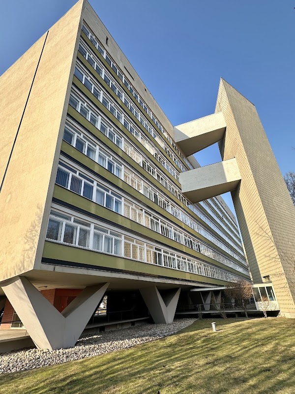 Interbau Apartment House / Oscar Niemeyer 1