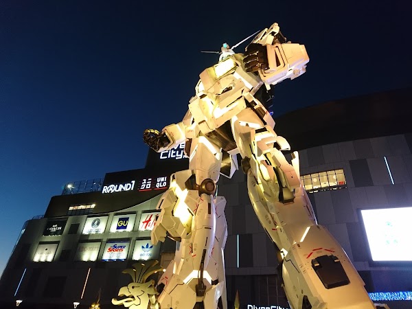 Unicorn Gundam 3