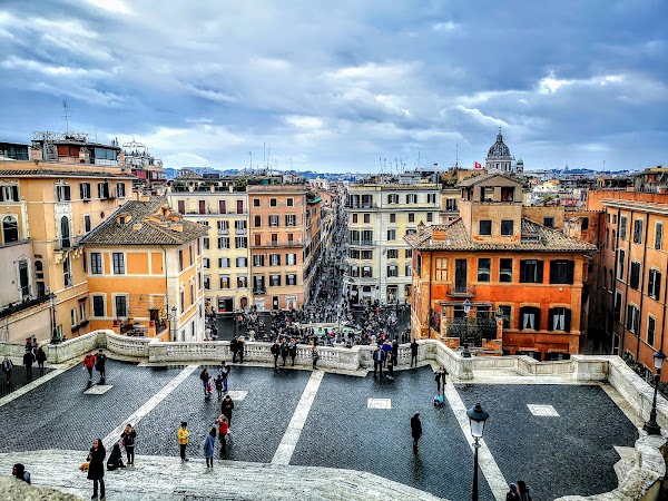 Fontana della Barcaccia 2