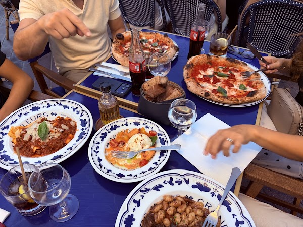 Grand Café des Fleurs 3