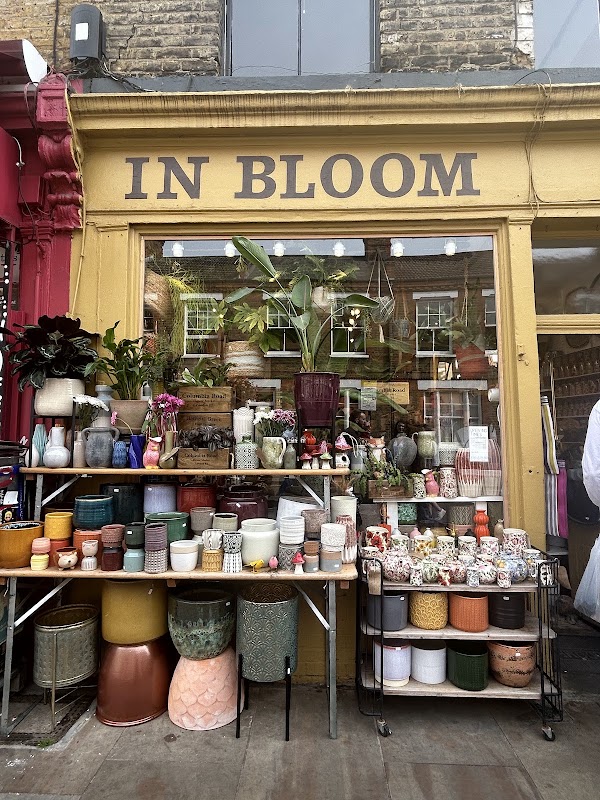 Columbia Road 3