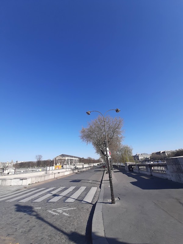 Quai des Tuileries 2