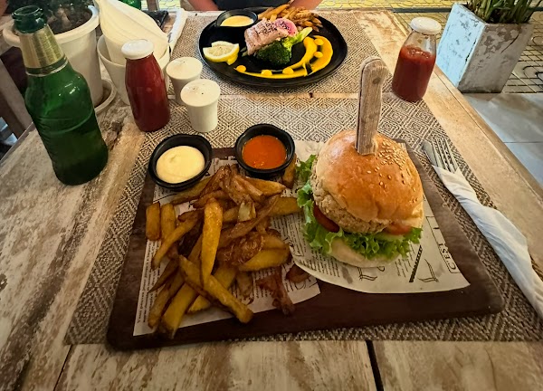 ACQUA Restaurant Phi Phi 3