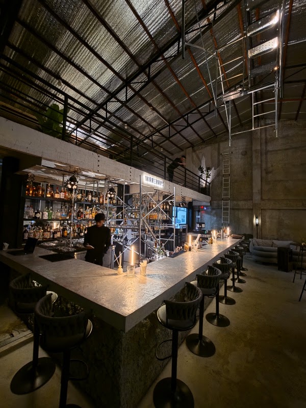WAREHAUS 1