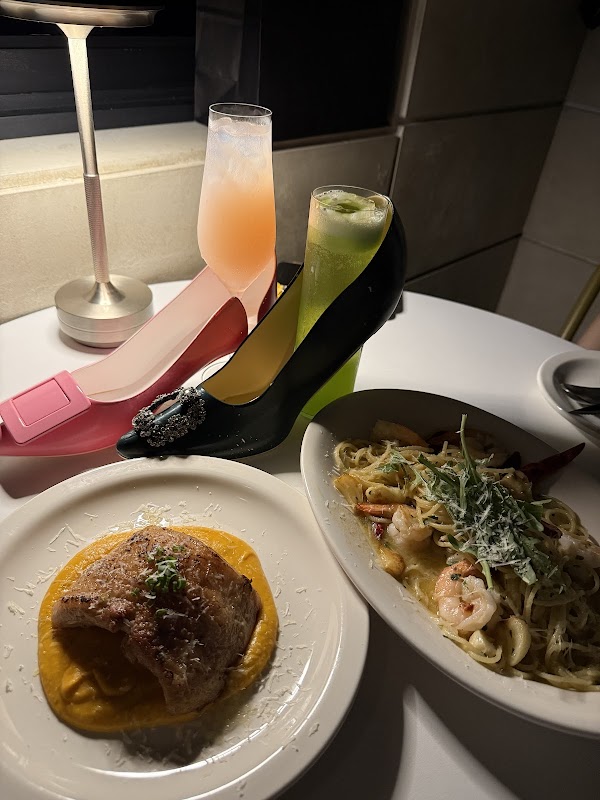 Cinderella Bar 2