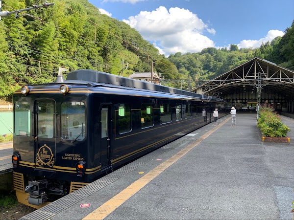 Yoshino Station 4