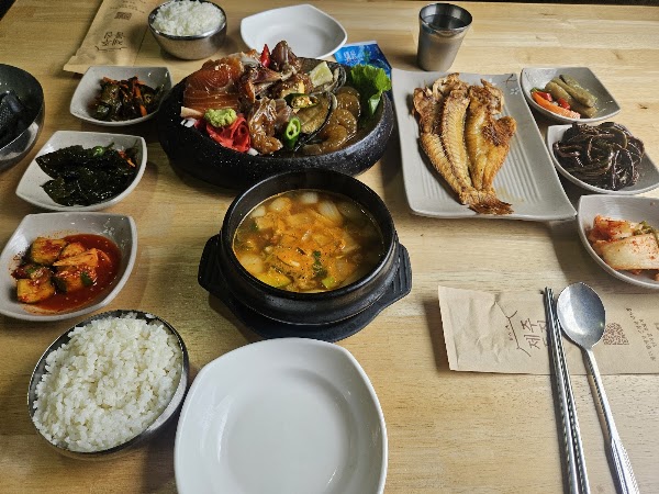 Stone Restaurant 5