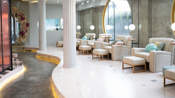 MYNX Hair & Beauty Emporium