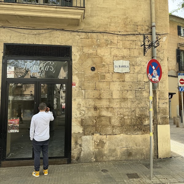 THE BARN Coffee Roasters La Rambla