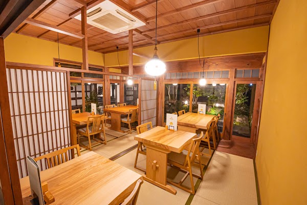 Sumiyaki Unafuji Shirakabe Bettei