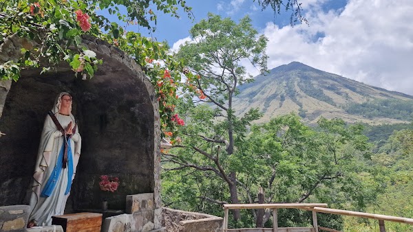 Bena Traditional Village (Thatched Roof Village) 3