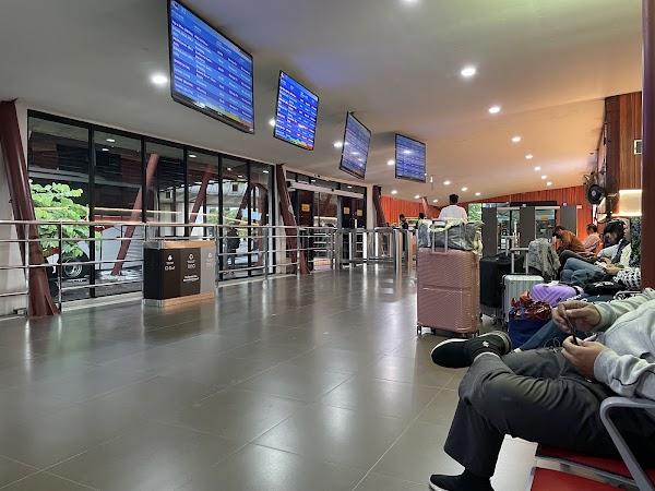 Terminal Bus Damri Bandara Soekarno Hatta Terminal 2