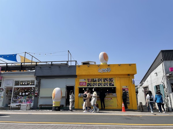 10 won bread shop