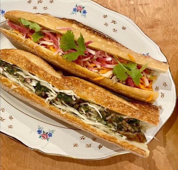 Bleach - café cantine vin à Biarritz 2