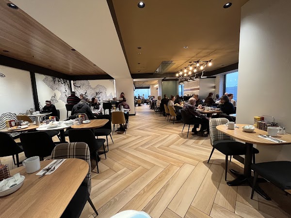 Le Bistro