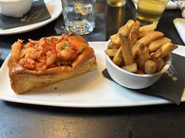 Bostonia Public House 3