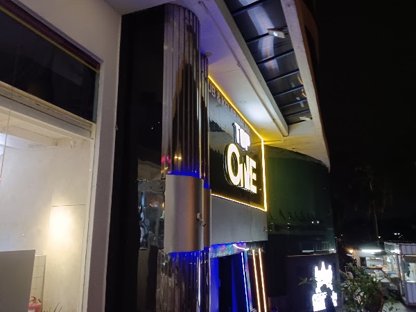 TopOne Club Jb