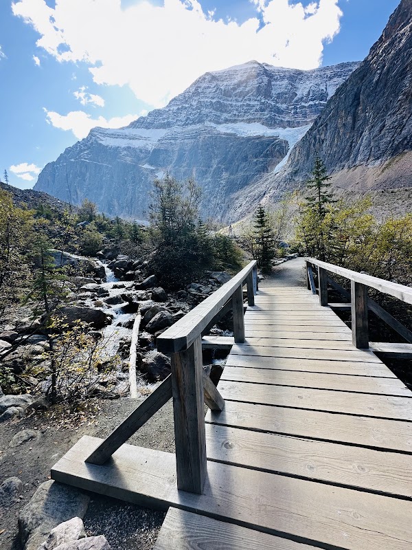 Mount Edith Cavell 3