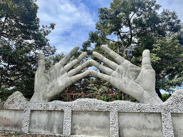 Big Stone Hands 4