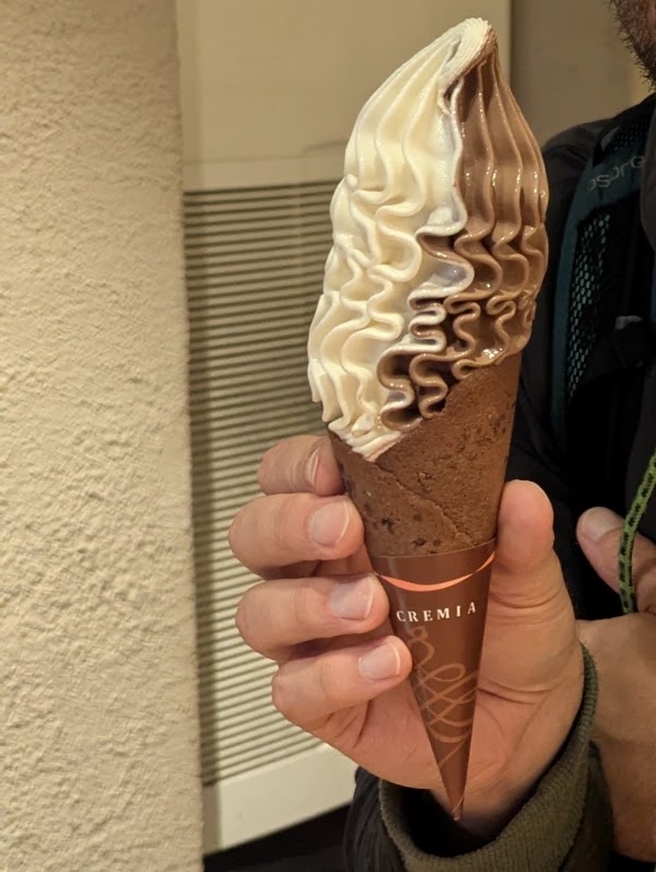 Creamia Ice Cream (Dotonburi) 3